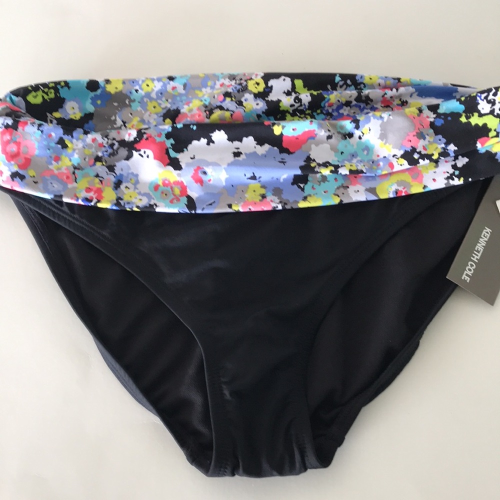 Kenneth Cole Reaction swim bottom size S NWT